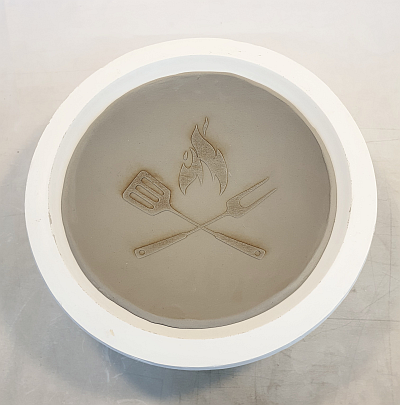 Bild "Reliefschablonen Keramik:Grillen-Fertigung-Schaler1-400.png"